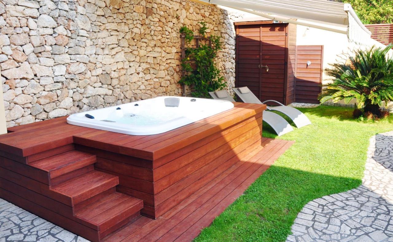 Una Spettacolare Vista Mare - Casa Con Jacuzzi بيرغيجي المظهر الخارجي الصورة